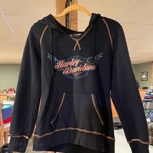 Women’s Harley Davidson pullover.  Size Medium